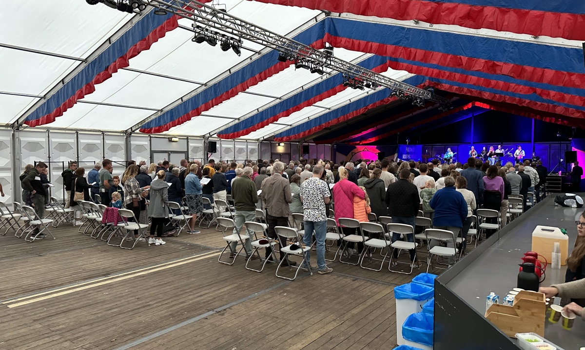 Kerk(tent)dienst Noordscheschut